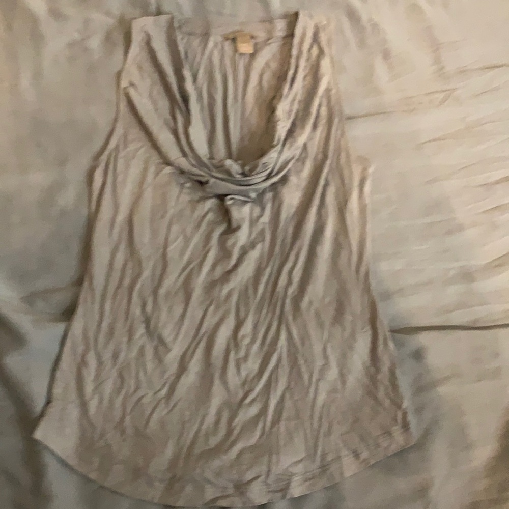 Banana Republic xs light gray top with swooping neckline